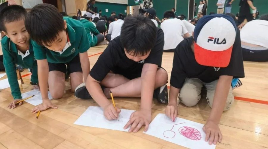 Celebrating World Art Day Video and Photos (Apr 2023)