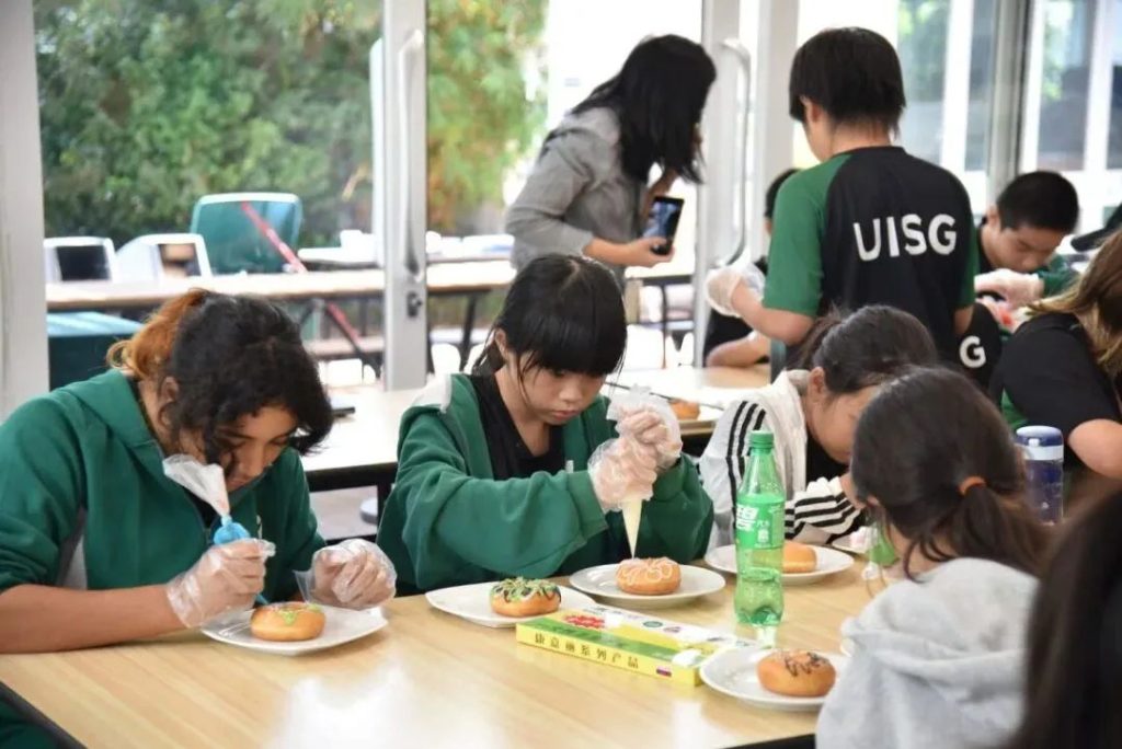 Autumn Fun Time in the Canteen (Nov 2023)