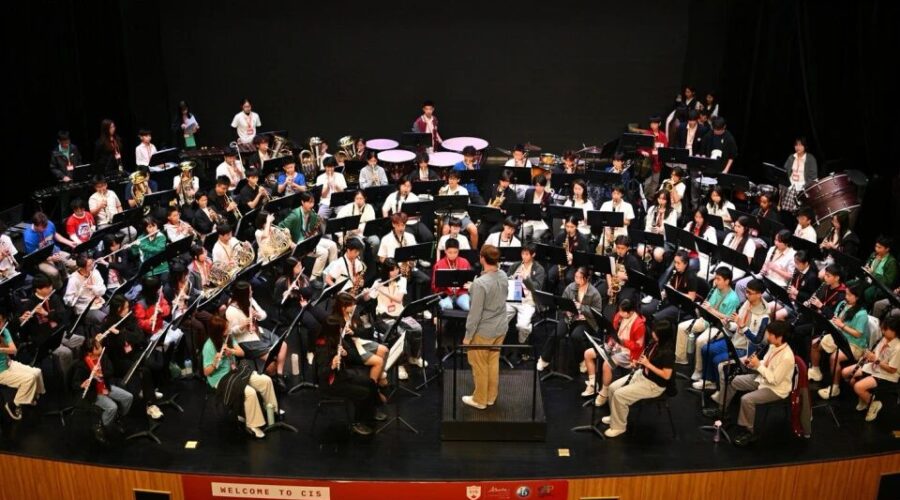 Making Music, Building Connections: UISG at ACAMIS | UISG少年亮相ACAMIS：用音乐连接全场