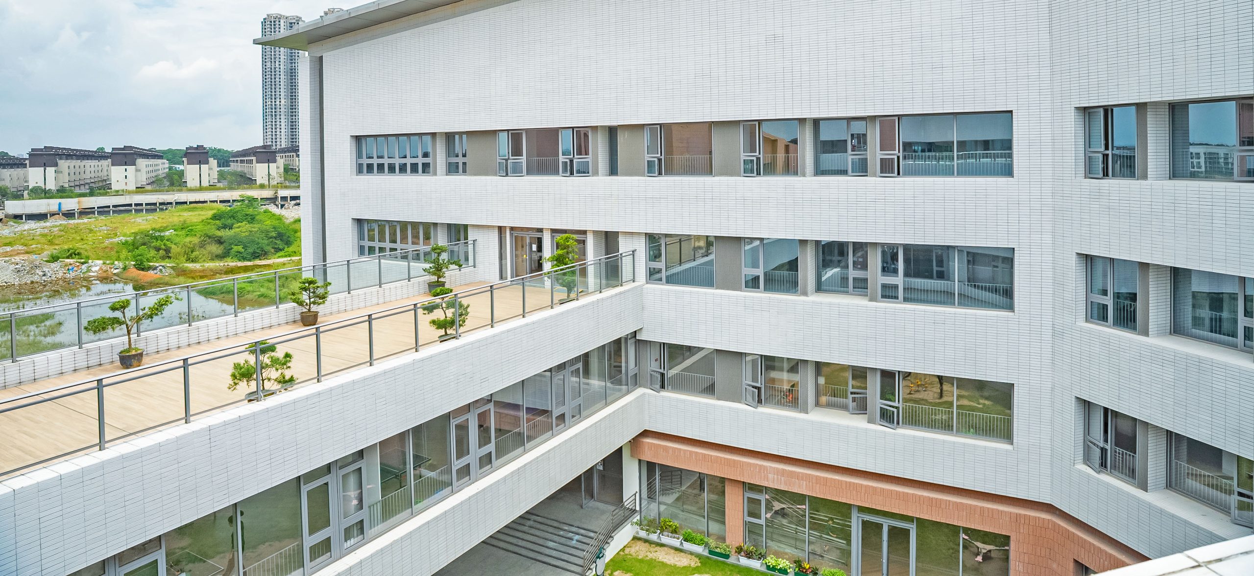 4F Balcony